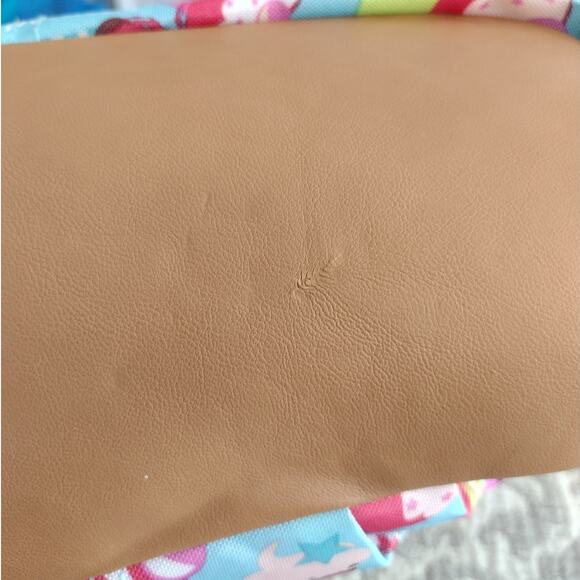 Lily Bloom NWOT Colorful Whimsical Bakery Cupcakes Themed Handbag Purse - Picture 8 of 9